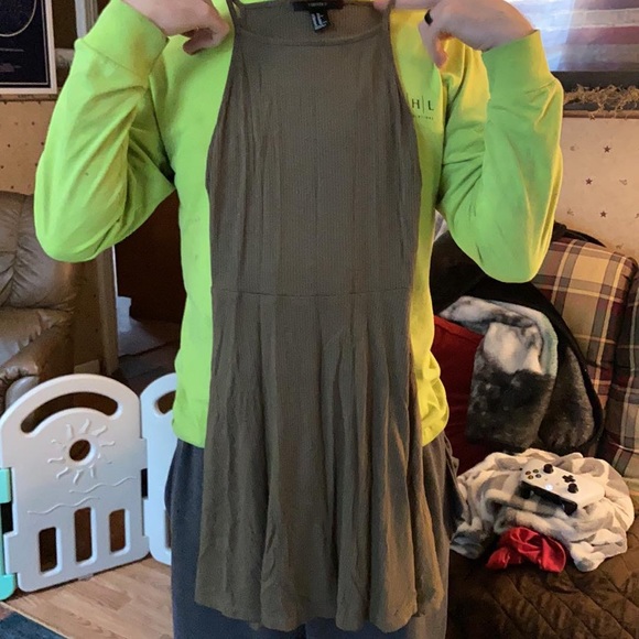 Dress - Picture 1 of 1